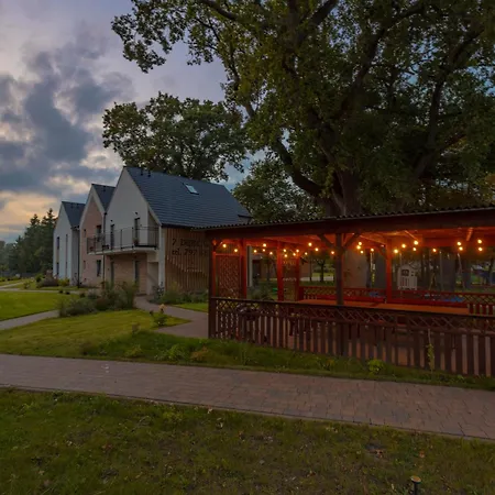 7 Dębów Nad Morzem Pleśna